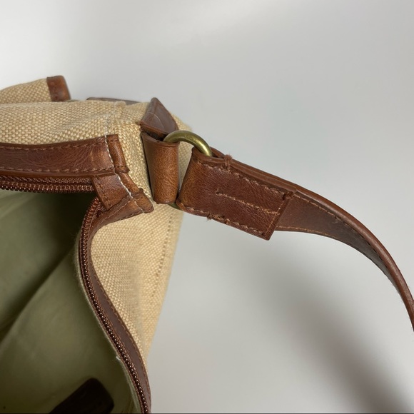 Relic cream colored shoulder bad - Picture 12 of 14